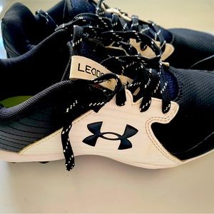 Boys baseball cleats-size 5.5 youth